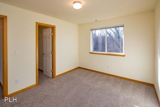 Building Photo - 3955 Primrose Ln