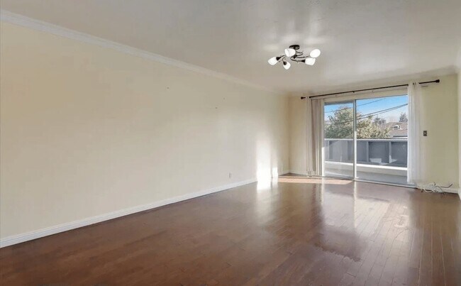 Foto del edificio - 38228 Paseo Padre Pkwy