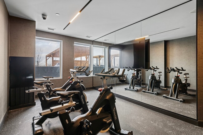 Building Photo - 8020 Derry Rd