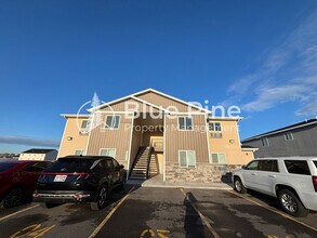 Building Photo - 5941 N Freedom Rd