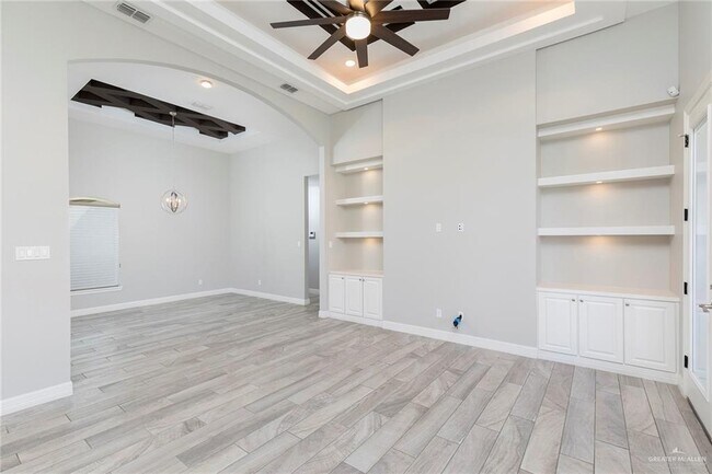 Foto del edificio - 23 Payton Dr