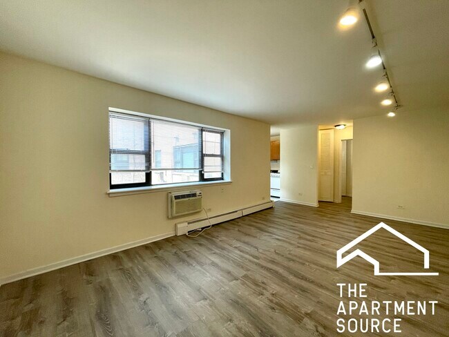 Foto del edificio - 6006 N Kenmore Ave