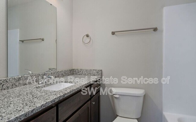 Foto del edificio - 668 Turner