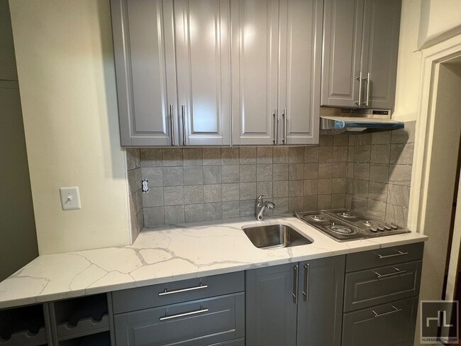 Foto del edificio - Claremont Avenue