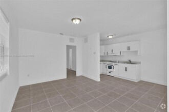 Building Photo - 740 84th St