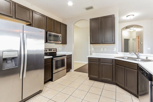 Building Photo - 3852 Washburn Pl