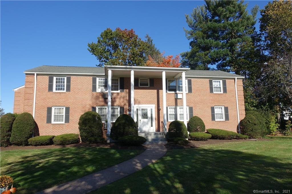 12 Brewster Rd Unit B, Glastonbury, CT 06033 Condo for Rent in Glastonbury, CT