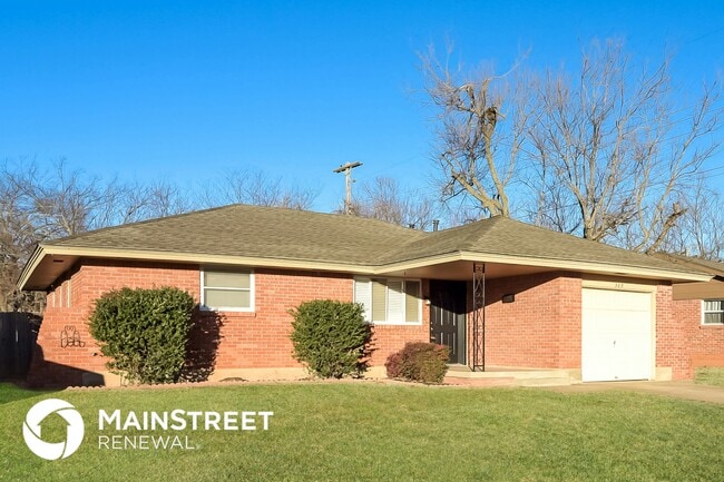 Building Photo - 309 S Dallas Ave