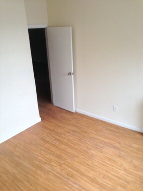 Building Photo - 2074 Arthur Ave