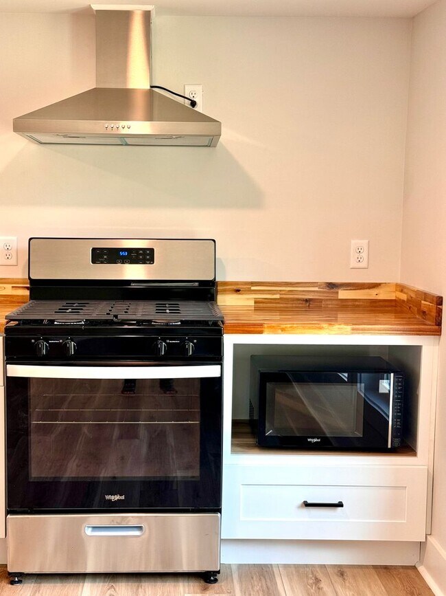 Foto del edificio - Country Life with beach and downtown Wilmi...