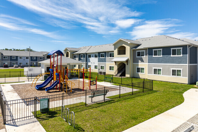 Building Photo - Mango Terrace