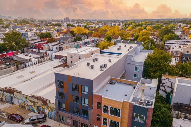 Foto del edificio - 1841-43 N Gratz ST Unit B2