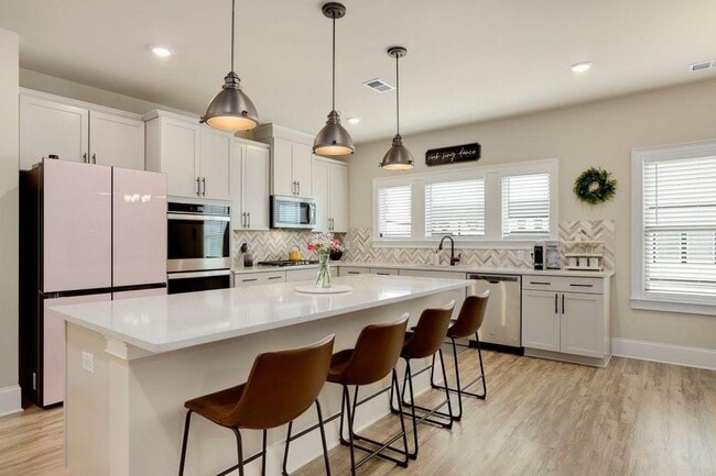 Building Photo - 108 Altamaha Trl