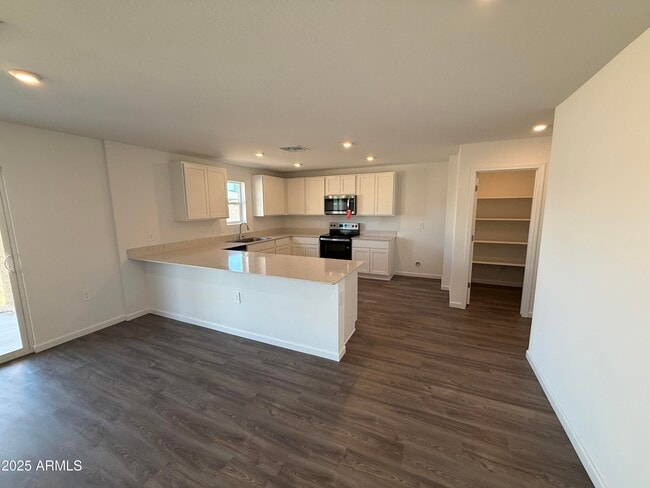 Building Photo - 8481 W Reventon Dr