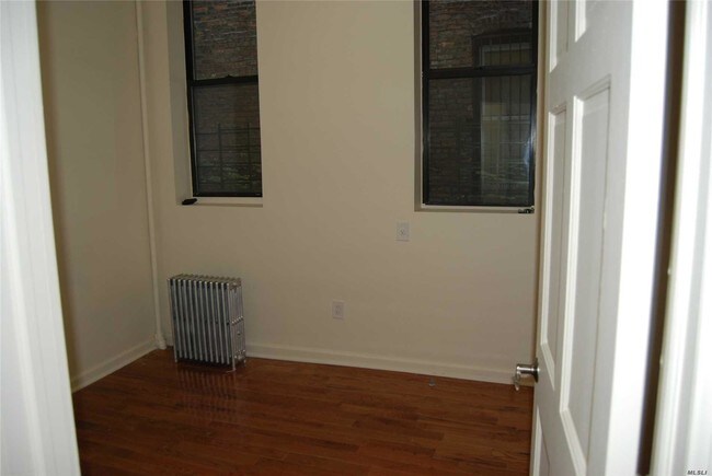 Foto del edificio - 2 bedroom in Brooklyn NY 11233