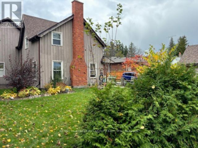 Photo du bâtiment - 550 Queen St