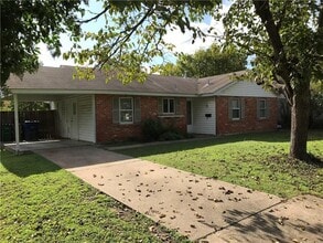 Building Photo - 7513 Eastcrest Dr