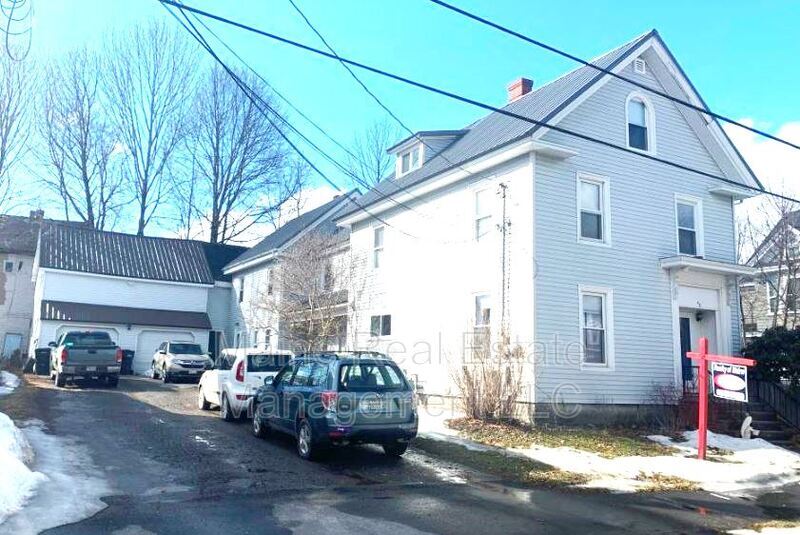 48 Elm St Unit Apt. B, Bangor, ME 04401 Condo for Rent in Bangor, ME
