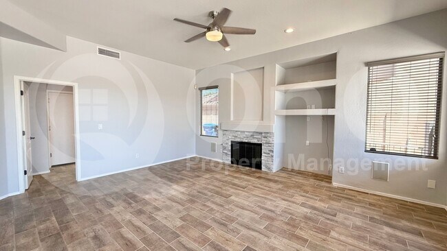 Foto del edificio - 1415 W Windsong Dr