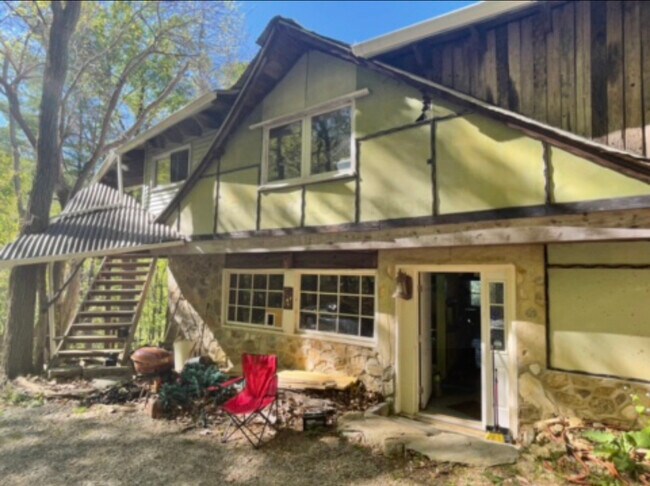 outside view of house where can see only 2 stories - 7460 Solonevich Rd