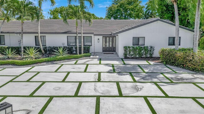 Building Photo - 10400 SW 58th St