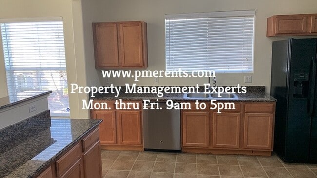 Building Photo - 5551 Tares Cir