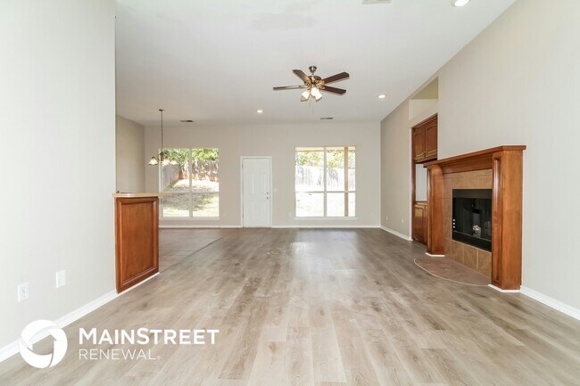 Foto del edificio - 11213 Larkin Ln