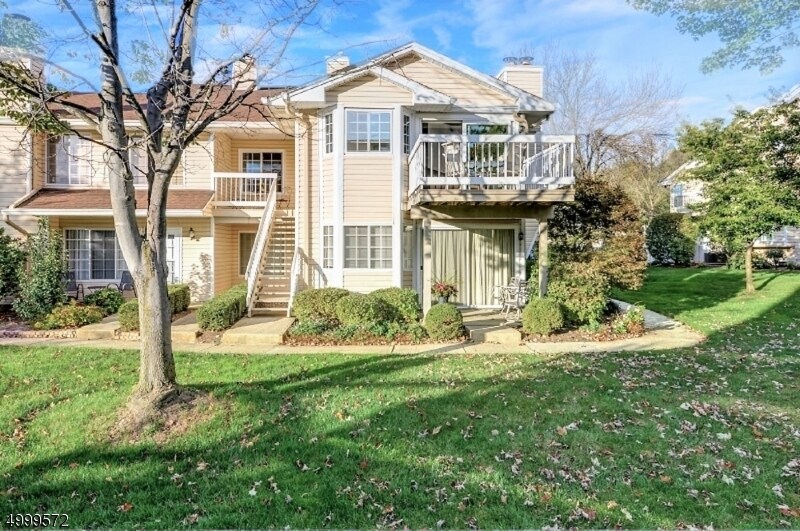 56 Foxwood Ct, Bedminster, NJ 07921 Condo for Rent in Bedminster, NJ