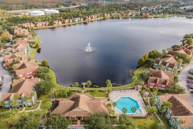 Foto del edificio - 9156 Lake Chase Island Way
