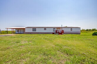 Building Photo - 4248 FM 67
