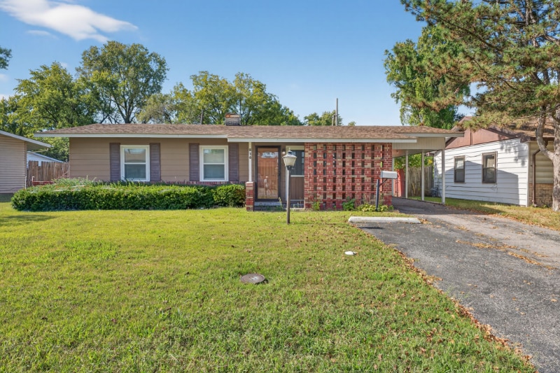 Foto principal - 816 St William Dr