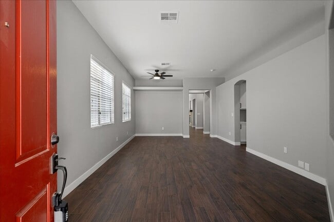 Building Photo - Completely Renovated Modern 4 Bd Single Story in the Trails