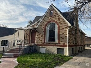 Building Photo - 135 E 300 N