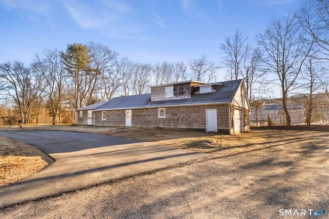 Building Photo - 85 Hicock Dr