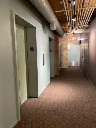 Foto del edificio - 2911 N Western Ave