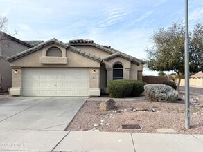 Building Photo - 4622 W Beverly Rd