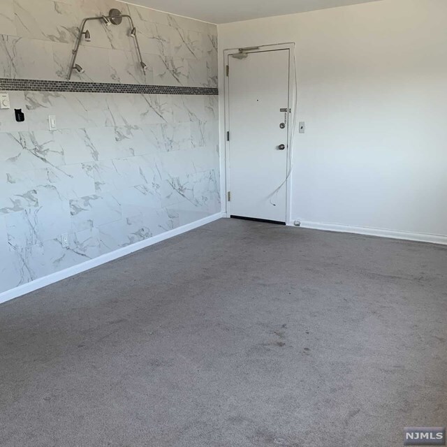 Foto del edificio - 207 Polifly Rd