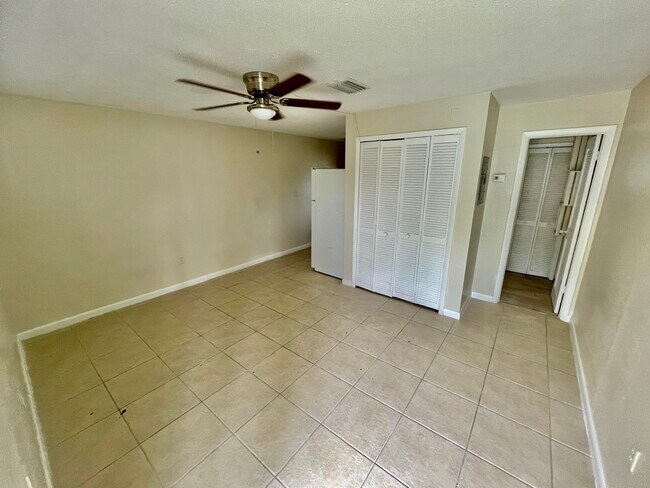 Foto del edificio - 306 Johnson Ave