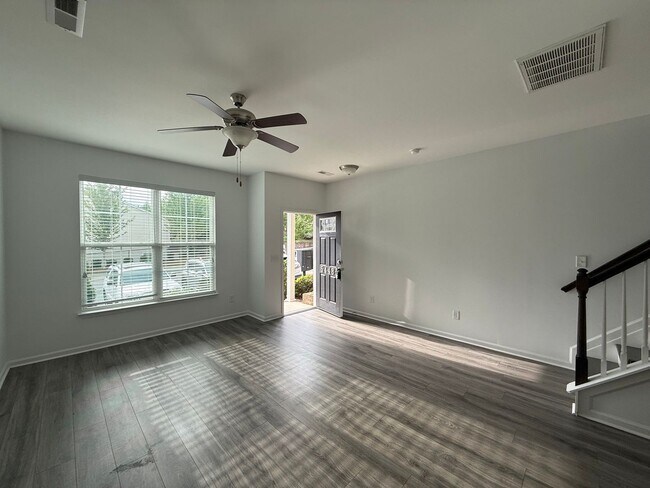Foto del edificio - 5448 Farm House Trail