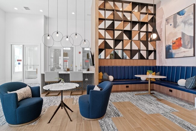 Building Photo - Bainbridge Ponte Vedra