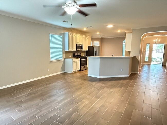 Foto del edificio - 13115 Southern Valley Dr