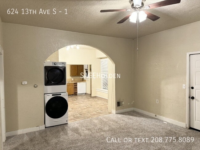 Foto del edificio - 624 13th Ave S