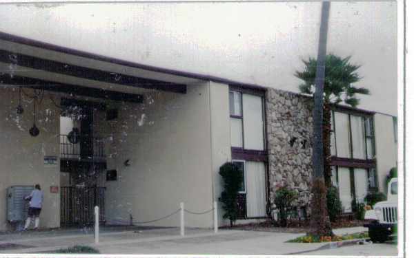 Building Photo - 120 6th St