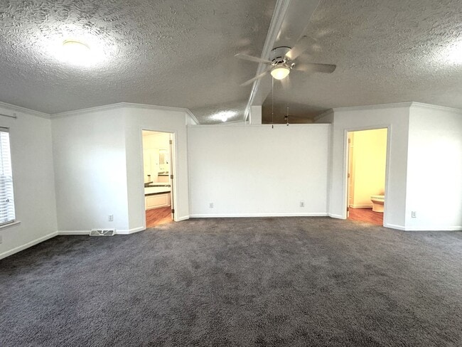 Building Photo - ~~ Home with 2 acres located in Mebane ~~