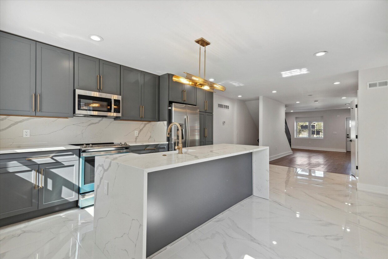 20 E Tulpehocken St, Philadelphia, PA 19144 House Rental in