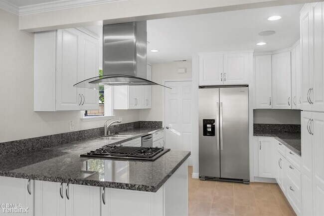 Foto del edificio - 3 br, 2 bath House - 5819 Alcove Ave