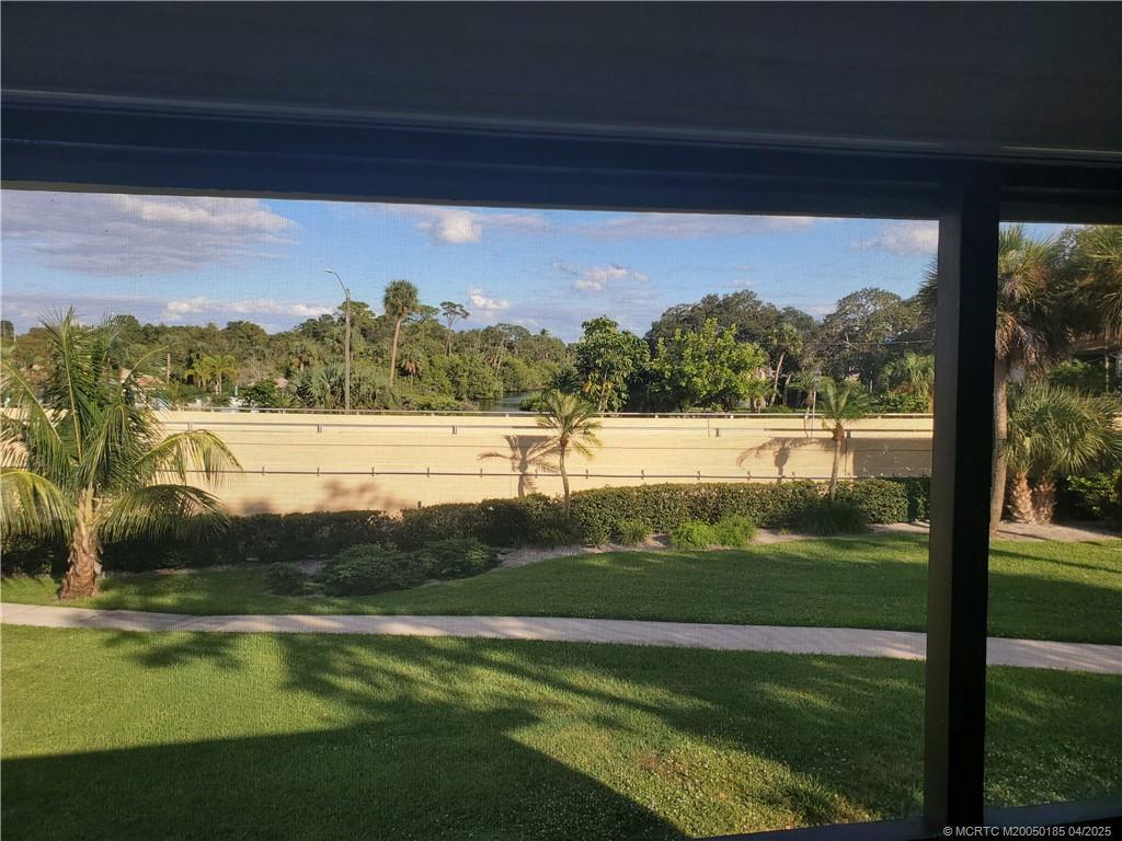 Foto del edificio - 1411 NE 14th Ct