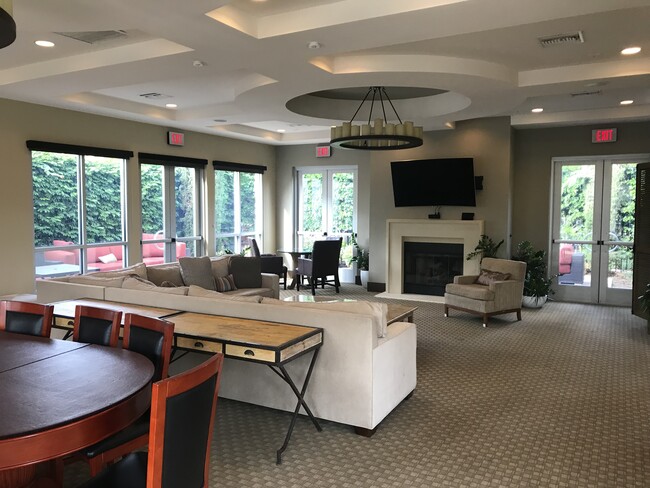Game room - 5419 Strand