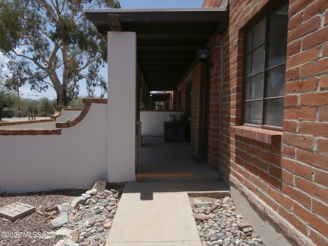 Building Photo - 478 S Paseo Cerro