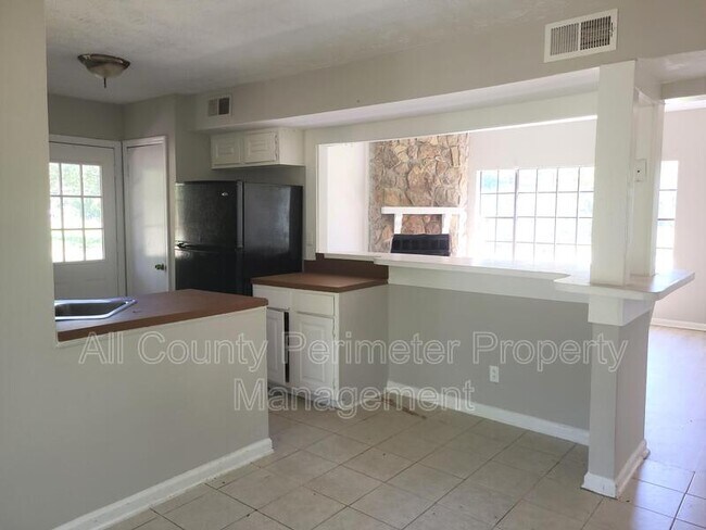 Foto del edificio - 9047 Dorsey Rd